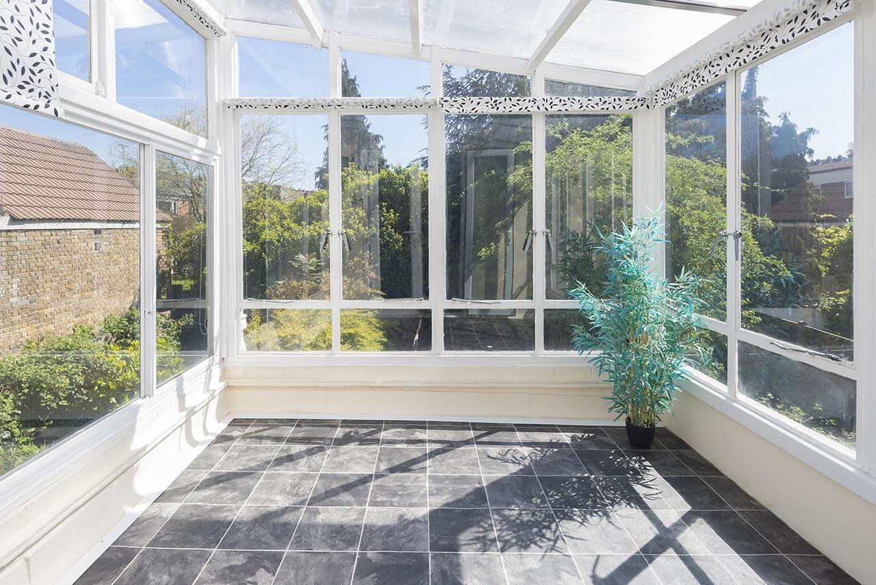 Stylish Modern By Kasar Stays Gillingham  Extérieur photo